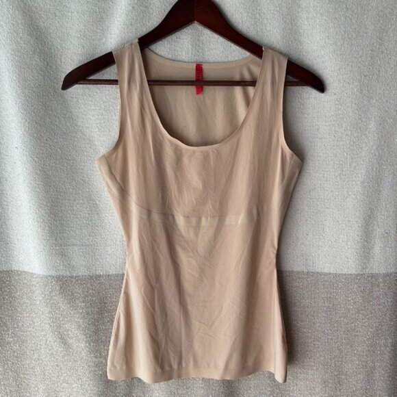 Spanx Womens Sz medium Trust Your Thin-stincts Compression Sleeveless Tank - Picture 3 of 10